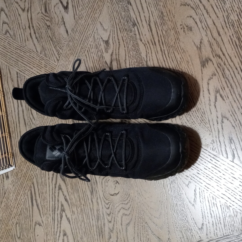 New Columbia boot size 12